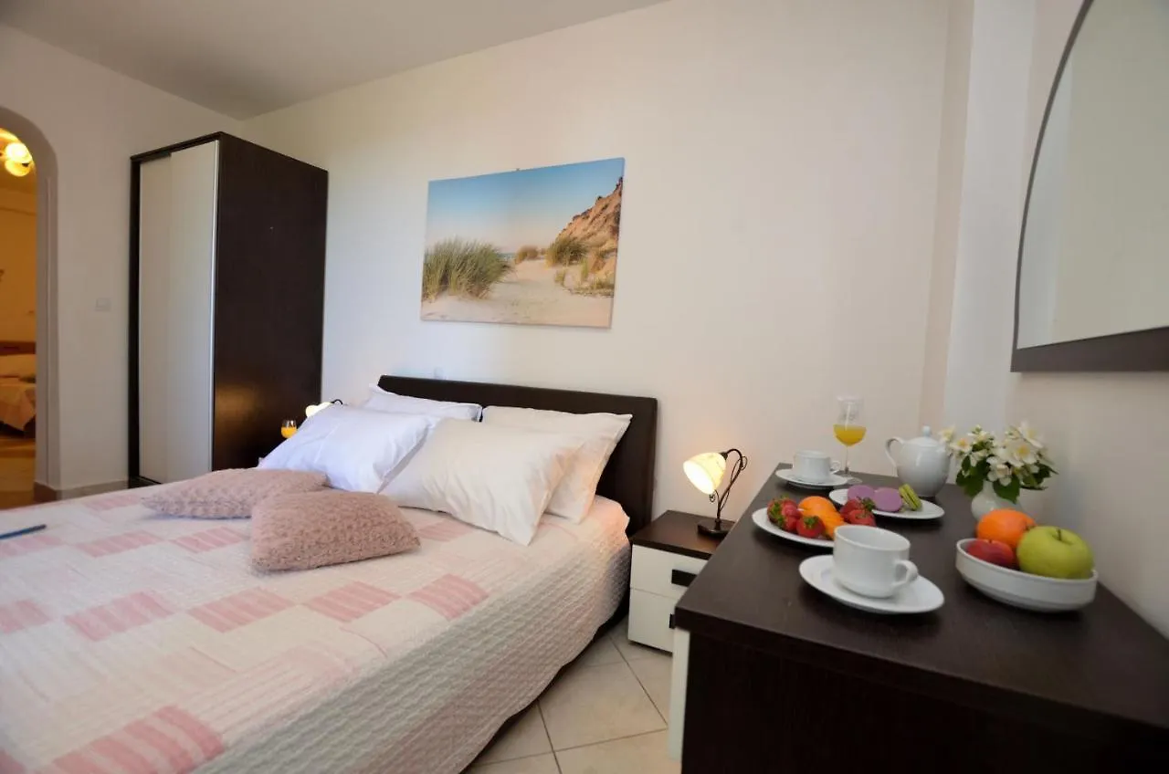 Rooms Aurora Pula Guest house