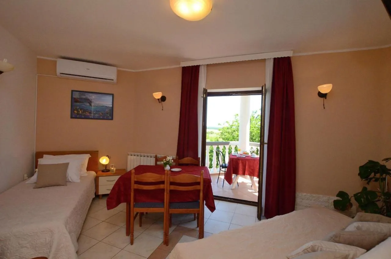 Guest house Rooms Aurora Pula