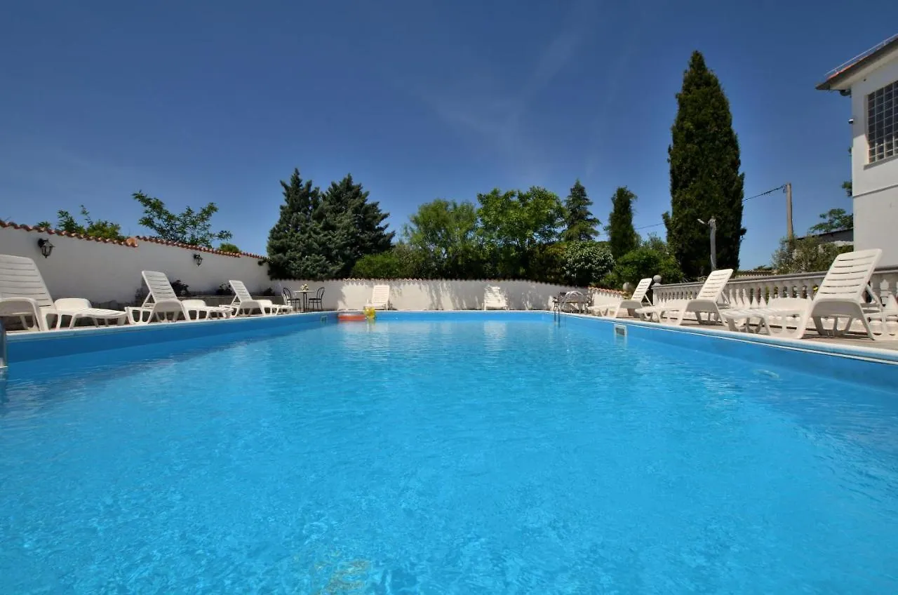 *** بيت ضيافة Rooms Aurora بولا كرواتيا